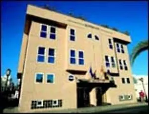Hotel La 2*